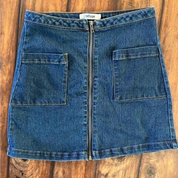 Refuge Zip Skirt - Picture 1 of 1